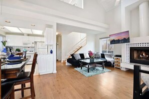 Flat-screen TV, offices