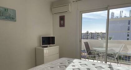 Studio for 2 with air conditioning and wifi in Balaruc-les-Bains