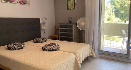 Renovated studio with parking and wifi in Balaruc-les-Bains