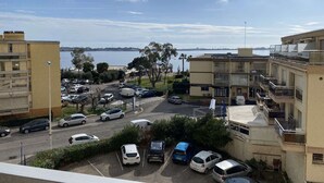 View from property - Lovely 1-bedroom apartment with open view, loggia, elevator and wifi in Balaruc-les-Bains (Balaruc-les-Bains)