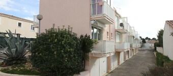 Cozy T1 Apartment with Garage - Quiet Area, South-Facing Loggia, Fully Equipped - Balaruc-les-Bains
