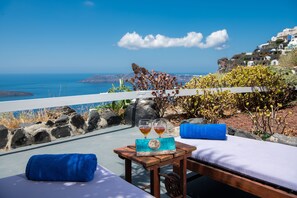 IATIS NEST | Terrace/patio - Iatis View Collection - Adults Only (Santorini)