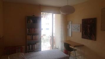 2 chambres, fer et planche Ă repasser, Wi-Fi, draps fournis