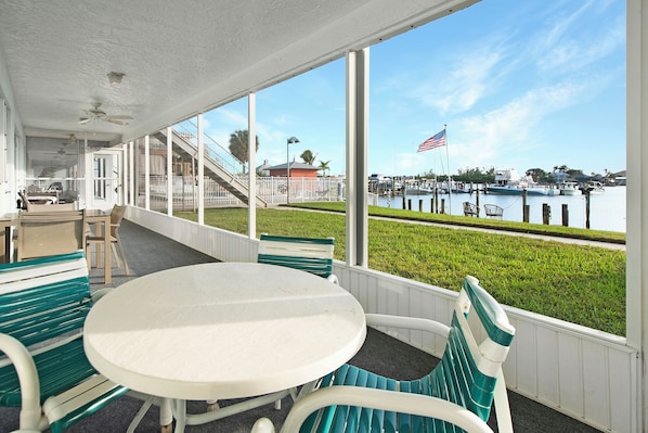 Unclassified image, 1 of 12, button