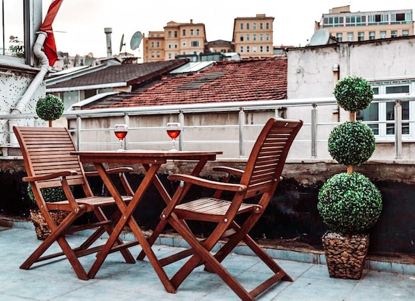 Land view from property - Galata Aristo (Istanbul)