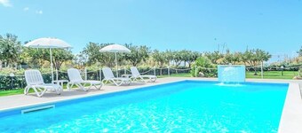 Villa Giunone - Holiday Houses Mare Nostrum - In front of the beach and Pool