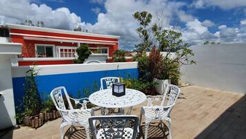 Deluxe Double Room, 1 King Bed, Non Smoking, Resort View | Balcony