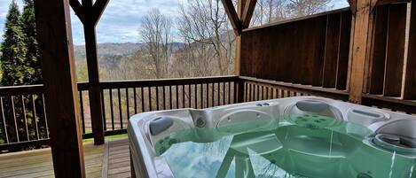 Tina de hidromasaje al aire libre