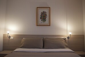 Standard-Doppel- oder -Zweibettzimmer, Balkon | Allergikerbettwaren, kostenloses WLAN, Bettwäsche