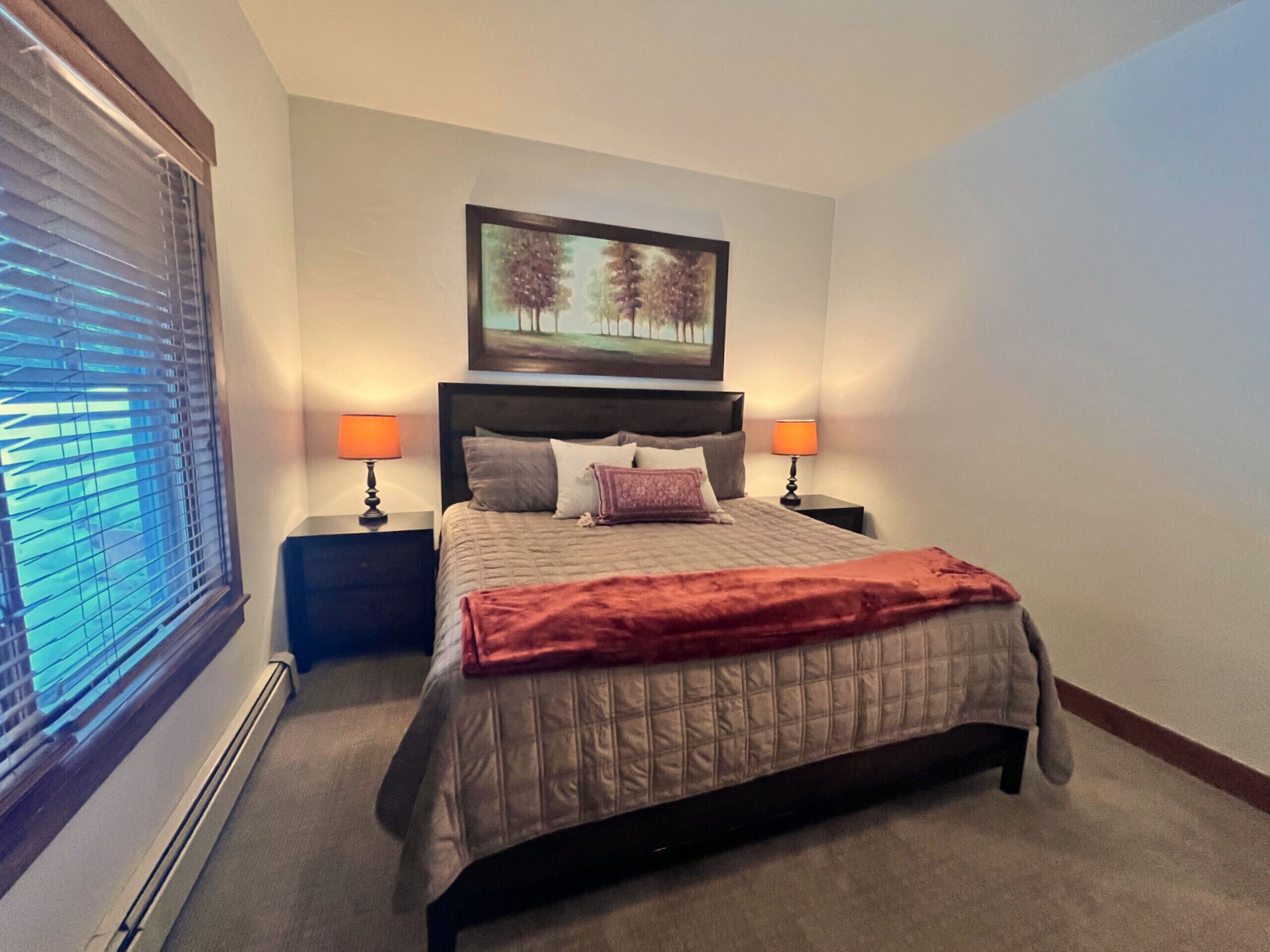 2 bedrooms, iron/ironing board, travel cot, free WiFi