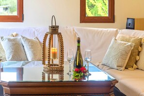 Interior - Villa Evelina | Private Pool (Adelianos Kampos)