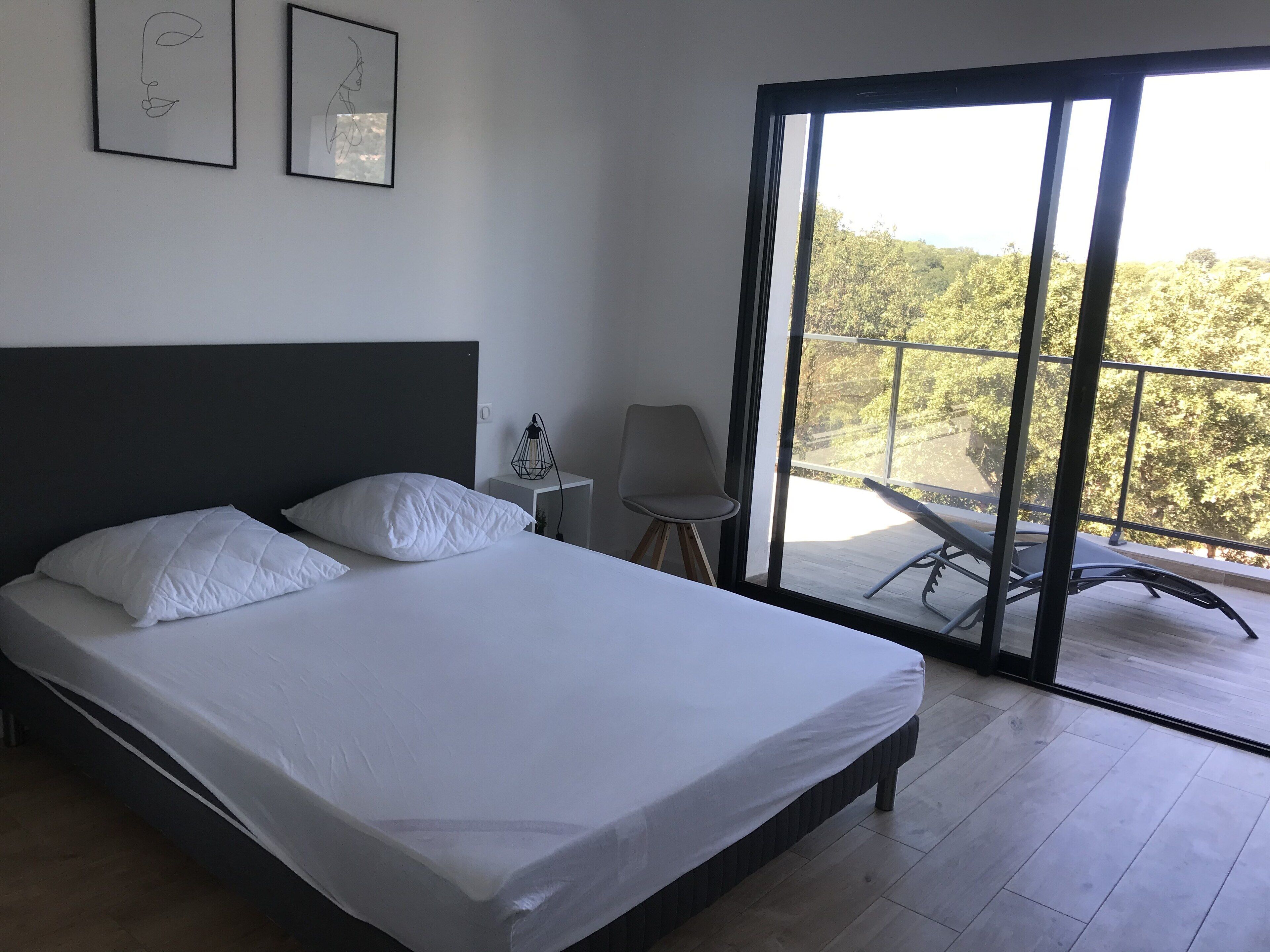 4 chambres, fer et planche à repasser, Wi-Fi gratuit