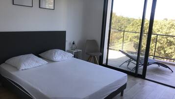 4 chambres, fer et planche à repasser, Wi-Fi gratuit