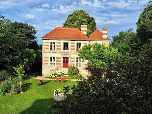 VILLAS DU PARC EN BOURGOGNE, 20 pers, 5*, European Ecolabel 