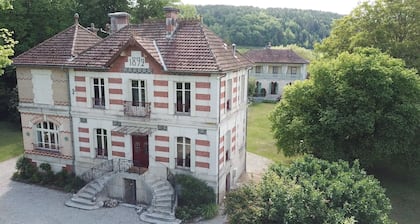VILLAS DU PARC EN BOURGOGNE, 20 pers, 5*, European Ecolabel