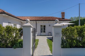Design Room | Terrace/patio - Borgo Piani - Camere di Charme (Mango)