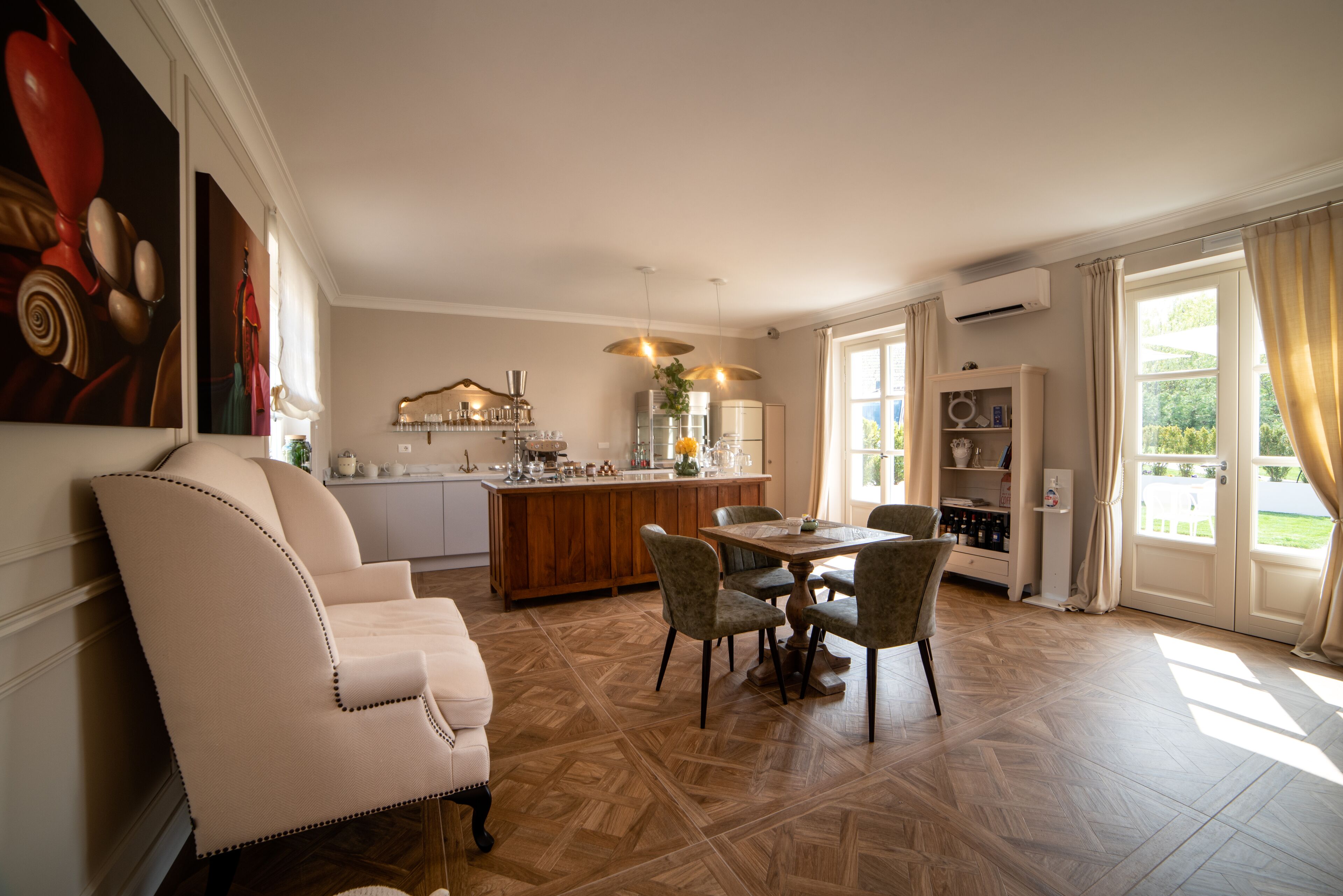 40-吋智慧型電視、衛星頻道、電視