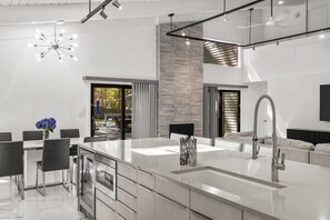 Dining - Brand New Kitchen and Renovation -Heated Salt Water Pool -Great Location (Southampton)