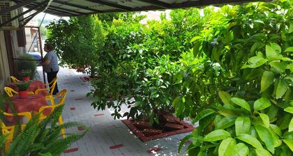 Maison des amis -- 4 season guest house