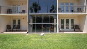 Exterior detail - Let The Countdown To Beach Time Begin! Newly decorated and sleeps 6 in beds! (Biloxi)