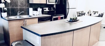 ICE District 2BDRM A/C Condo W/Laundry + U/Parking