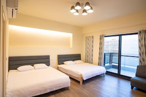 Cortinas blackout, wifi gratis y ropa de cama 
