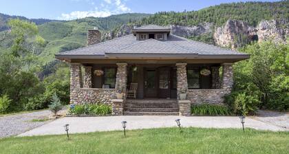 Classic 1900's Rocky Mountain Retreat
