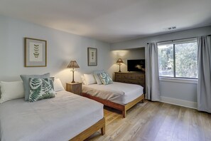 3 habitaciones, tabla de planchar con plancha y wifi gratis 
