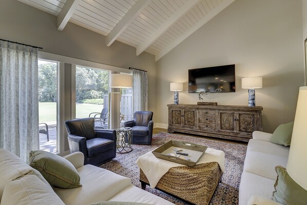 Téléviseur connecté, lecteur de DVD