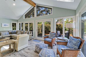 TV, fireplace, DVD player