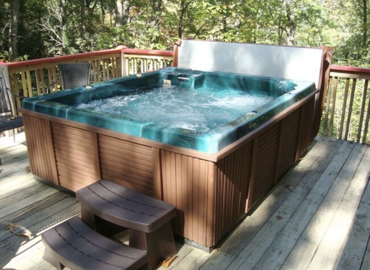 Baignoire à remous extérieure