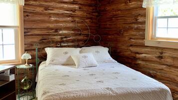 4 bedrooms, travel cot, free WiFi, bed sheets