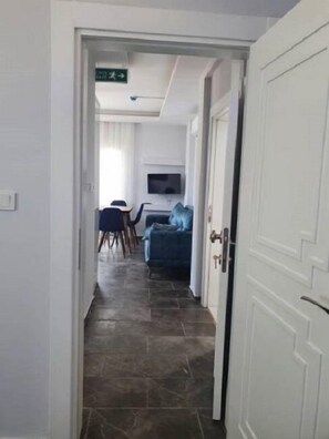 Apartment, 1 Bedroom (Elif) | Living area - Tisan Apart (Silifke)