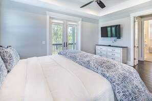 4 bedrooms, iron/ironing board, travel crib, free WiFi