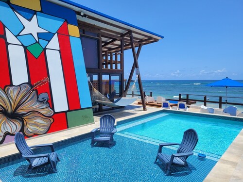CASA ROARK OCEAN FRONT CHALET 