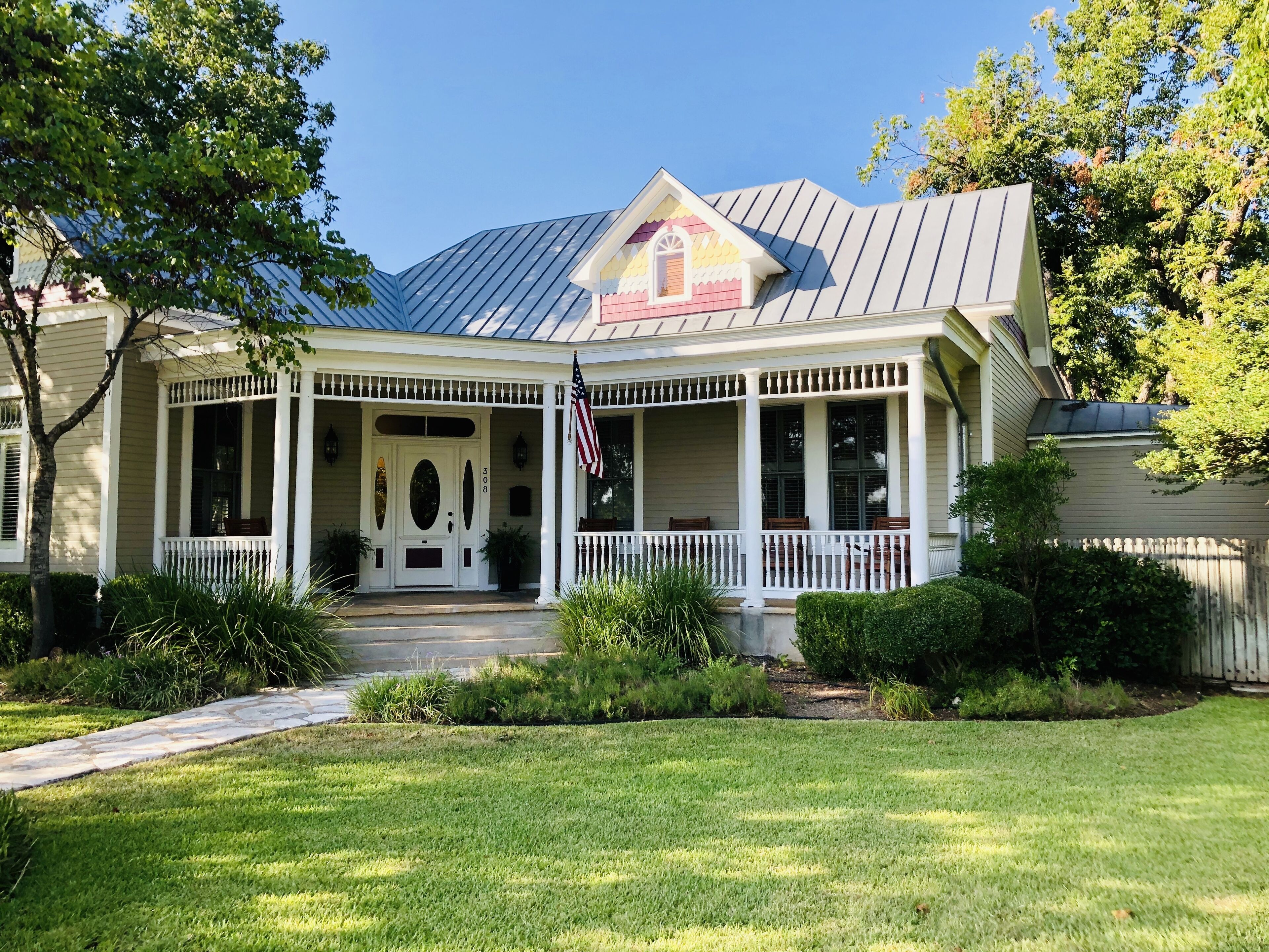 Come stay at The Painted Lady. A 4000 sq. ft. estate in the heart of town.
