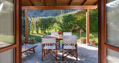 Feel at Home - VILLA ULIVETA
