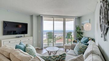 TV connectée, livres, espaces bureaux, imprimantes