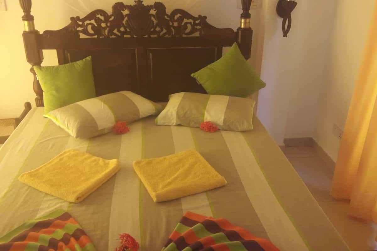 Egyptian cotton sheets, premium bedding, down comforters