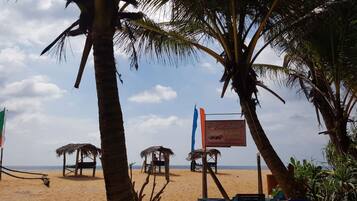 Private beach, 2 beach bars
