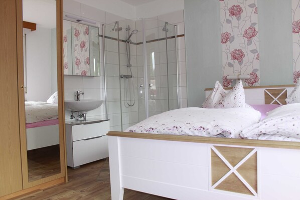 Unclassified image, 1 of 12, button