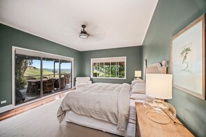 4 chambres, fer et planche à repasser, accès au Wi-Fi (inclus)