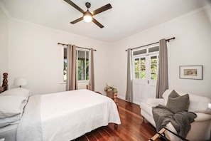 4 Schlafzimmer, Bügeleisen/Bügelbrett, kostenloses WLAN, Bettwäsche