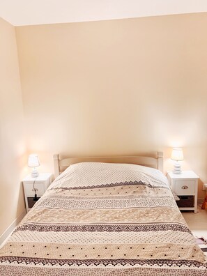 1 Schlafzimmer, Bügeleisen/Bügelbrett, Reisekinderbett, WLAN
