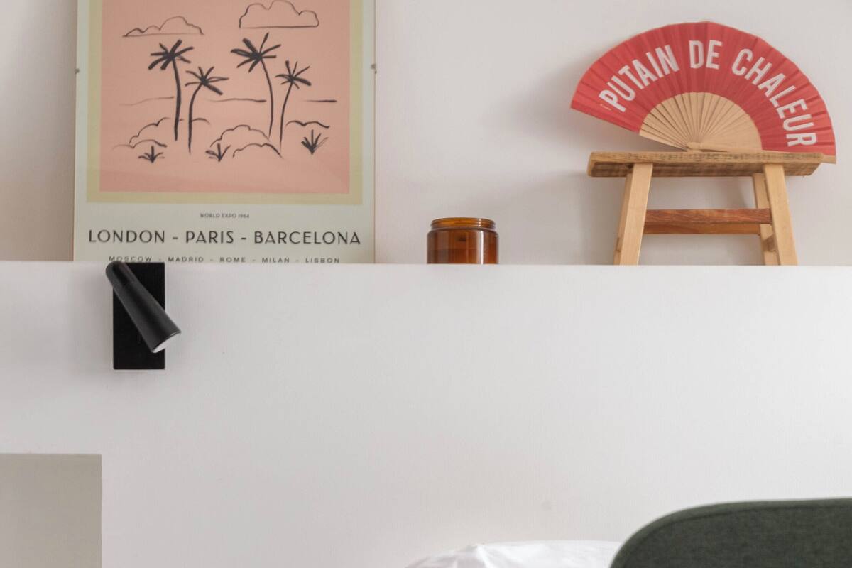 Deluxe Double Room (1)