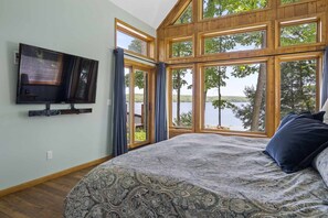 5 bedrooms, iron/ironing board, travel cot, free WiFi