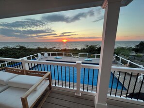 Property grounds - New Construction 2021 beachfront with amazing sunsets and pool (Villas)