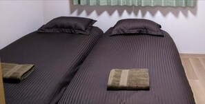 Comfort Apartment (101) | Soundproofing, free WiFi, bed sheets - Issyuku Higashiueno Hotel (Tokyo)