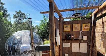 Bubble overnight stay in the Fichtelgebirge - with hot tub/whirlpool for an extra charge