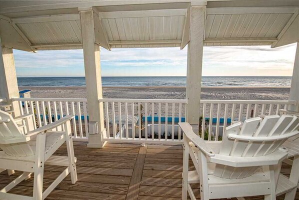 Property grounds - Ocean Front Ocean View, With Private Heated Pool & Hot Tub (Atlantic Beach)